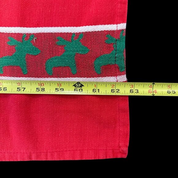 Vintage Christmas Tablecloth Reindeer Red Green Cotton 1987 Tag Textile 62 x 95 - Picture 6 of 11
